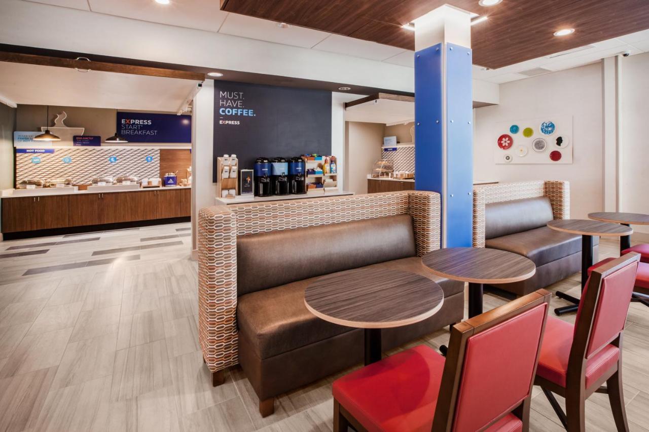 Express & By Ihg 3*